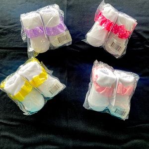 Baby ruffle accent socks